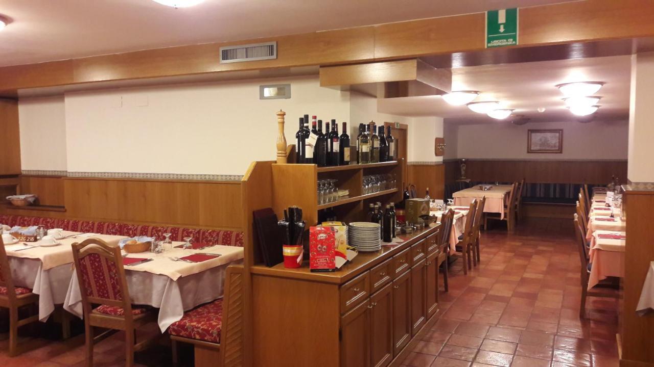 Hotel Edelweiss Passo del Tonale Exterior photo